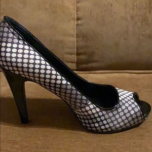 Ladies Shoes
